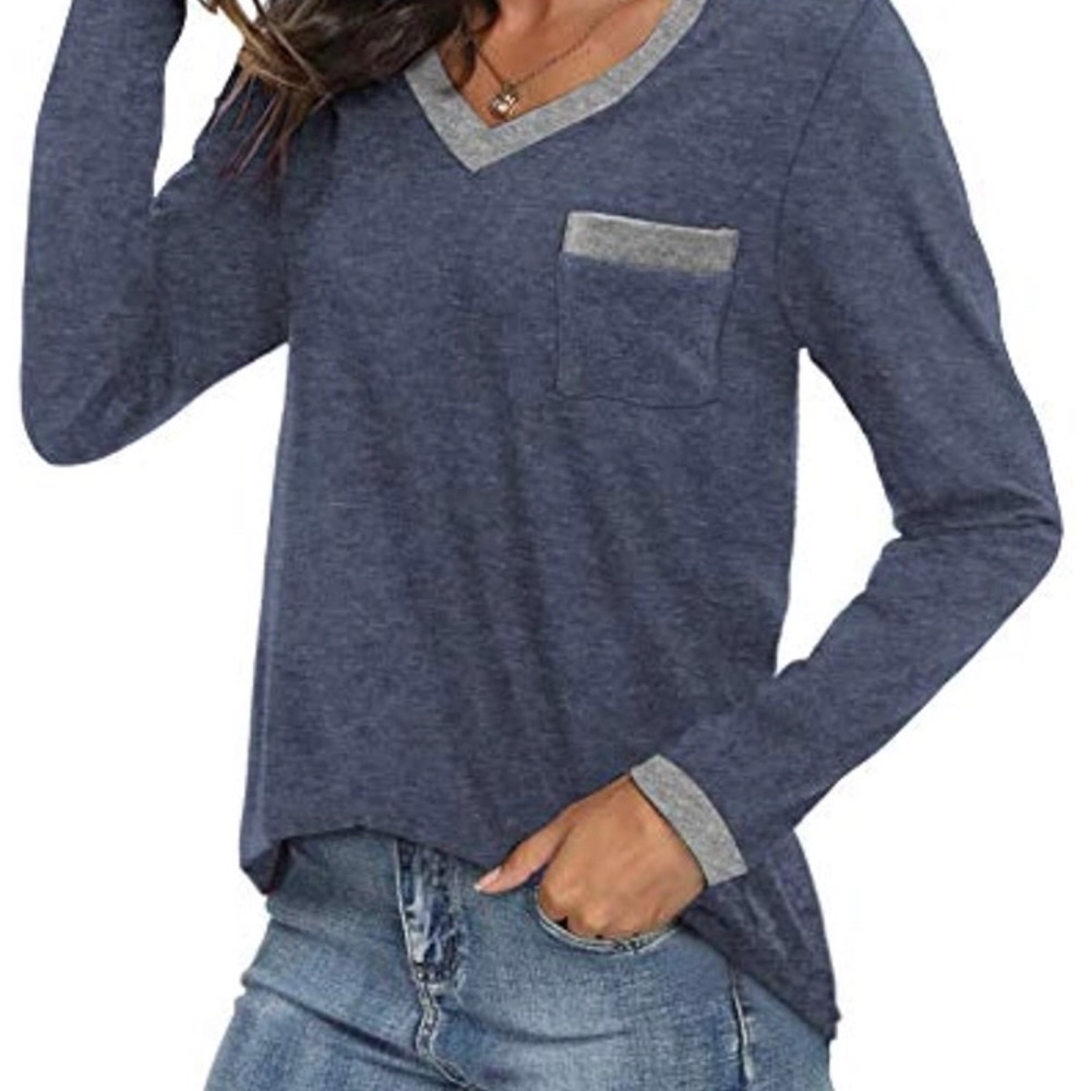 V Neck Long Sleeve Winter Top Small New!!